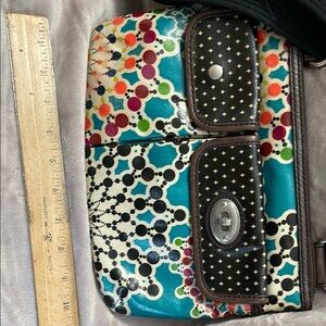 Fossil Black Crossbody Bag with Modern Design